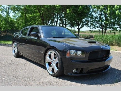 2007 dodge charger srt-8 magna supercharger automatic 4-door sedan