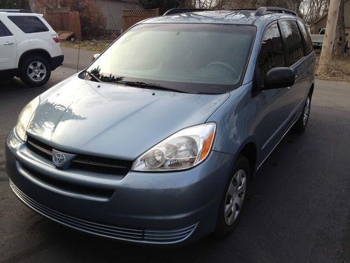 2005 toyota sienna ce mini passenger van 5-door 3.3l