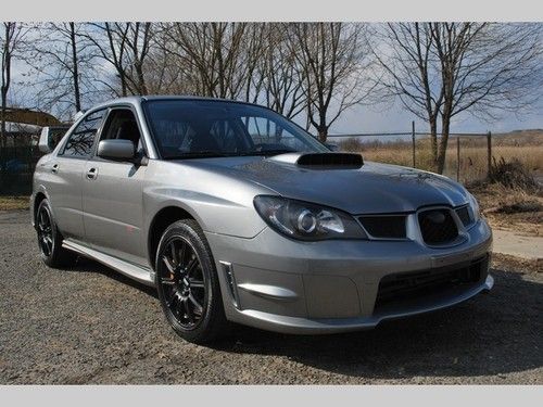 2006 subaru wrx sti 6 speed manual 4-door sedan