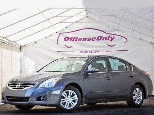 Leather factory warranty sunroof back up camera cruise control off lease only