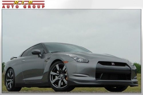 2010 gt-r premium simply like new! low miles! outstanding value! call toll free