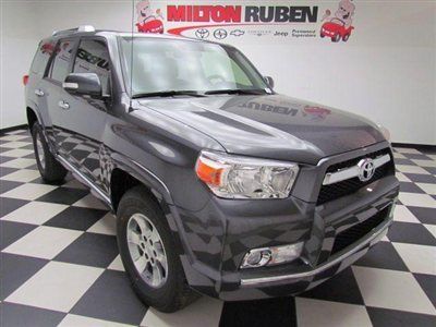Rwd 4dr v6 sr5 toyota 4runner 5 door new suv automatic gasoline magnetic gray