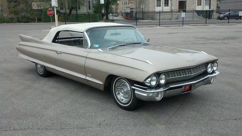 1961 cadillac convertible series 62