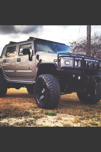 Look!!!  custom hummer h2