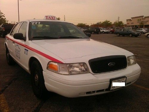 2008 ford crown victoria police interceptor sedan 4-door 4.6l taxi cab ready