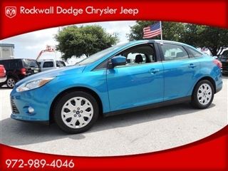 2012 ford focus 4dr sdn se