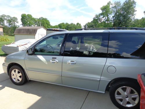 2005 mercury monterey, 3 seat, lots of options, good condition