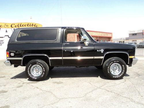 1983 k5 blazer black, the best k5 collectible there is!  350 4x4, rare options!