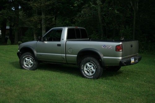 1999 chevrolet s10 zr2 package - many new parts!