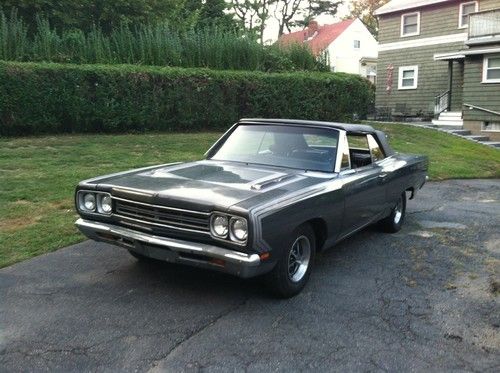 1969 plymouth roadrunner convertible matching #'s 383 4 speed