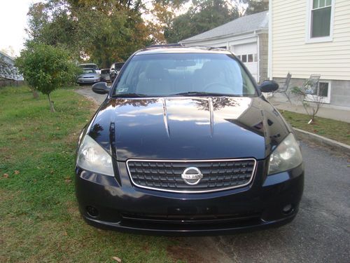 2005 nissan altima s 4cyl 2.5l engine,excellent running condition no reserve $$$