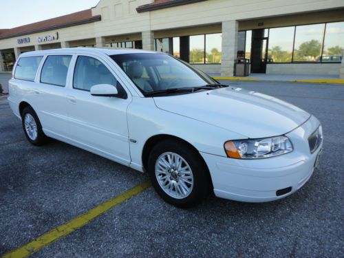 2005 volvo v70 2.4 wagon 2.4l one owner no accident clean carfax very good shape