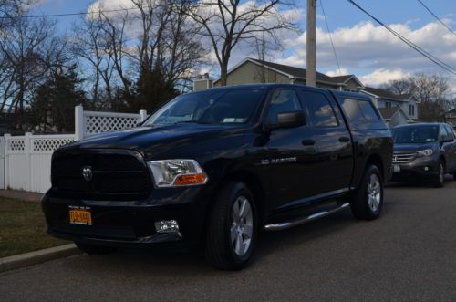 2012 dodge ram 1500 crew cab pickup w/ cap black