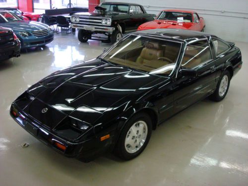 1984 nissan datsun 300 zx black tan leather 5 speed t - tops, collector quality