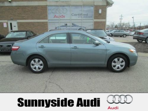 2009 toyota camry le automatic aloe green one-owner moonroof clean!!