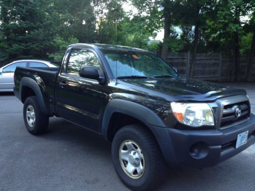 2005 toyota tacoma base standard cab pickup 2-door 2.7l