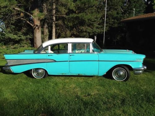 1957 chevy bel air 4-door turquoise