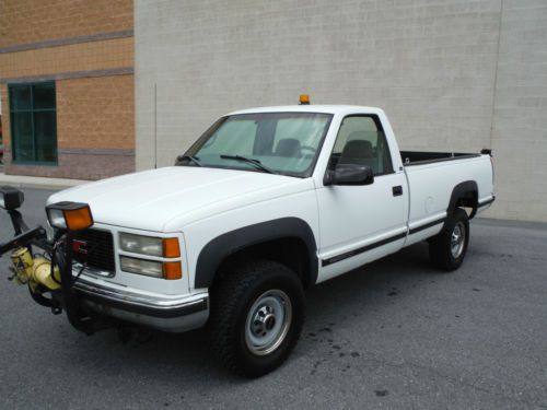 1998 gmc 2500 4x4 very low miles 1owner part plow truck 46.000 miles