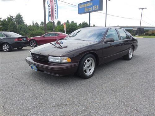 94 95 96 4 door sedan leather v8 automatic black cherry gray classic one owner