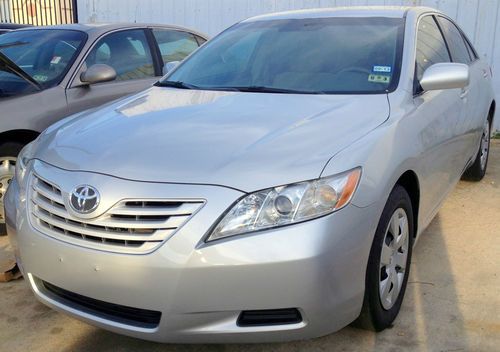 2008 toyota camry le 90k miles 1owner nonsmoker excellent condition low reserve