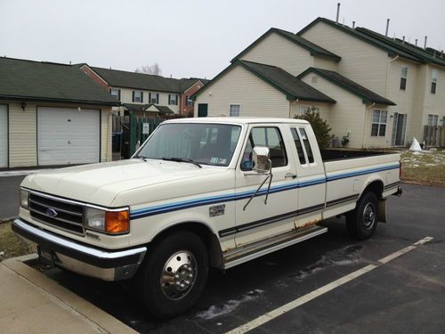 1990 ford f-250 xlt lariat extended cab pickup 2-door 7.3l