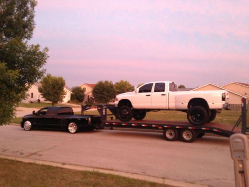 Sell used 04 dodge ram 3500 bagged dually cummins twin ...