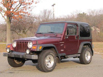 4x4 sport automatic 6 cyl hardtop one owner smoke free alloys a/c serviced