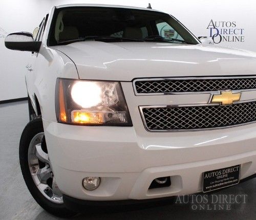 We finance 2007 chevrolet suburban 1500 ltz 3rows 1 owner navi clean carfax dvd