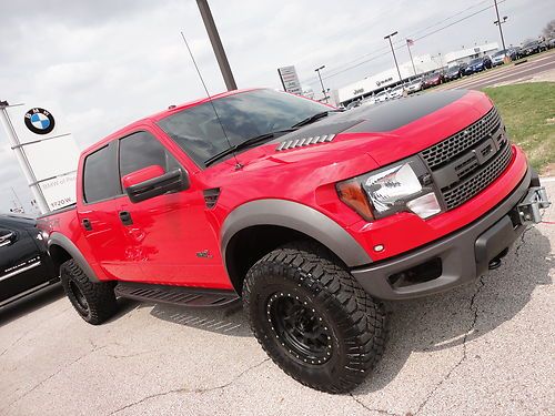 Svt raptor**local trade@bmwofpeoria**extras/extras/extras-winch/wheels/tiresmore