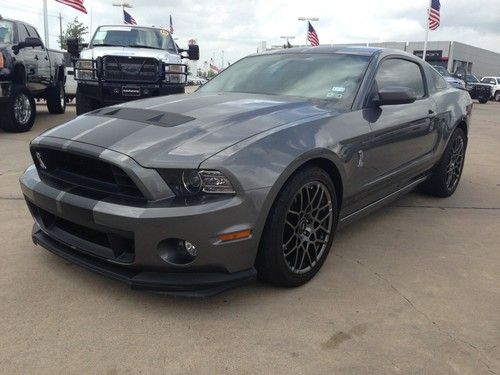 2013 gt500