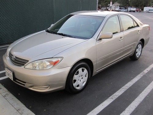 2004 toyota camry le sedan 4-door 2.4l-4 cyl **no accidents**clean title**