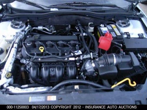 2011 ford fusion se sedan 4-door 2.5l   **** half price *******