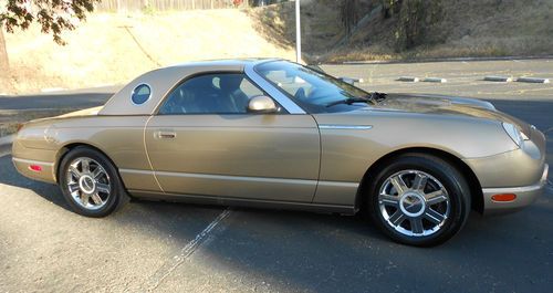 Ford: 2005 thunderbird-50th anniversary-bronze-one owner-49k miles-automatic-