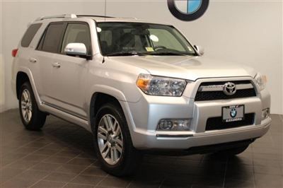 Toyota 4runner 4x4 navigation sunroof leather camera heated seats awd tow hitch