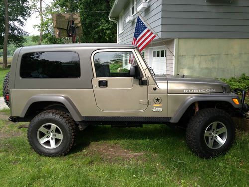 2 Door jeep unlimited rubicon