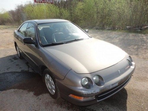 1994 acura integra 4dr rs 5-spd all power runs and looks good new clutch