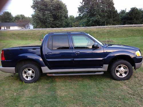2003 ford explorer sport trac 4wd 4x4 very clean