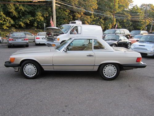 1988 mercedes benz 560sl with hard top