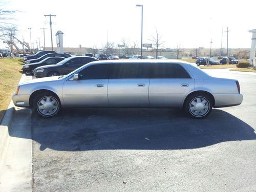 2000 cadillac superior limousine -- silver -- great condition