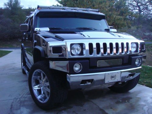 Hummer, black, moster truck, off road, h2, great condition, true 4 by 4