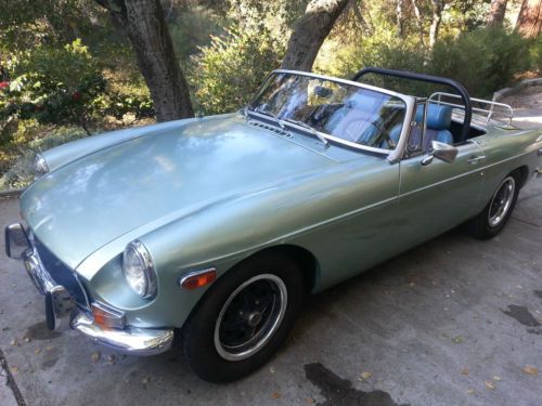 Mg: mgb convertible roadster 1972 with desirable hardtop / no reserve