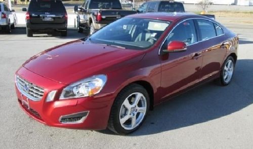 One owner 2013 volvo s60 turbo t6 premier leather sunroof auto power push button