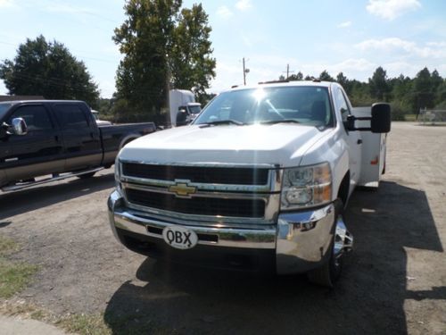 2008 chevy 3500 hd service utility truck excellent condition