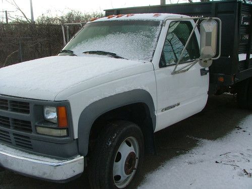 2000 chevy 3500 hd stake body 6.5l diesel 12 foot dually chevrolet gmc