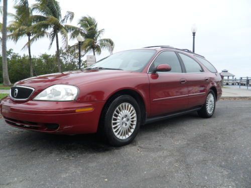 Low miles, 1 owner, florida car, cold a/c,  looks and runs great!