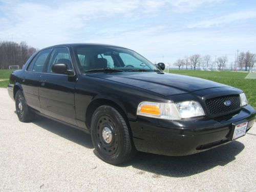 2005 ford crown victoria police pkg p71 pwr seat,cruise, carpet, 109xxx gasoline