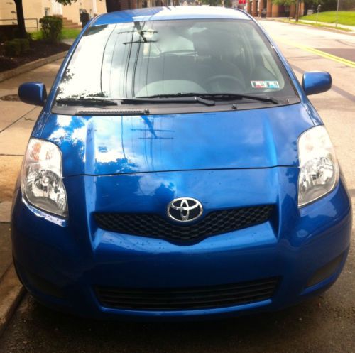 Toyota yaris 2011-blue-excellent condition