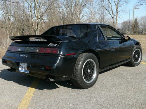 1988 pontiac fiero formula// 39,000 miles // 3rd owner