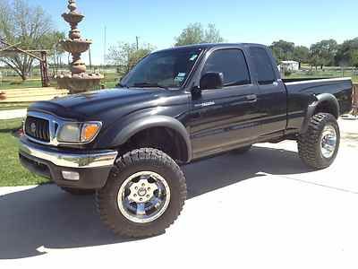 2004 black toyota tacoma ext cab 5-speed manual trans big tires &amp; wheels clean