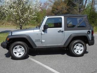 New 2013 jeep wrangler 4wd sport automatic - free shipping or airfare